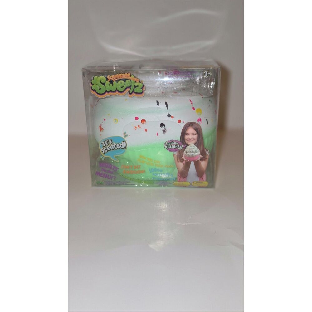 Scented Squeeze Sweets - Dessert Theme - Soft Squishy Toy - New in Box green